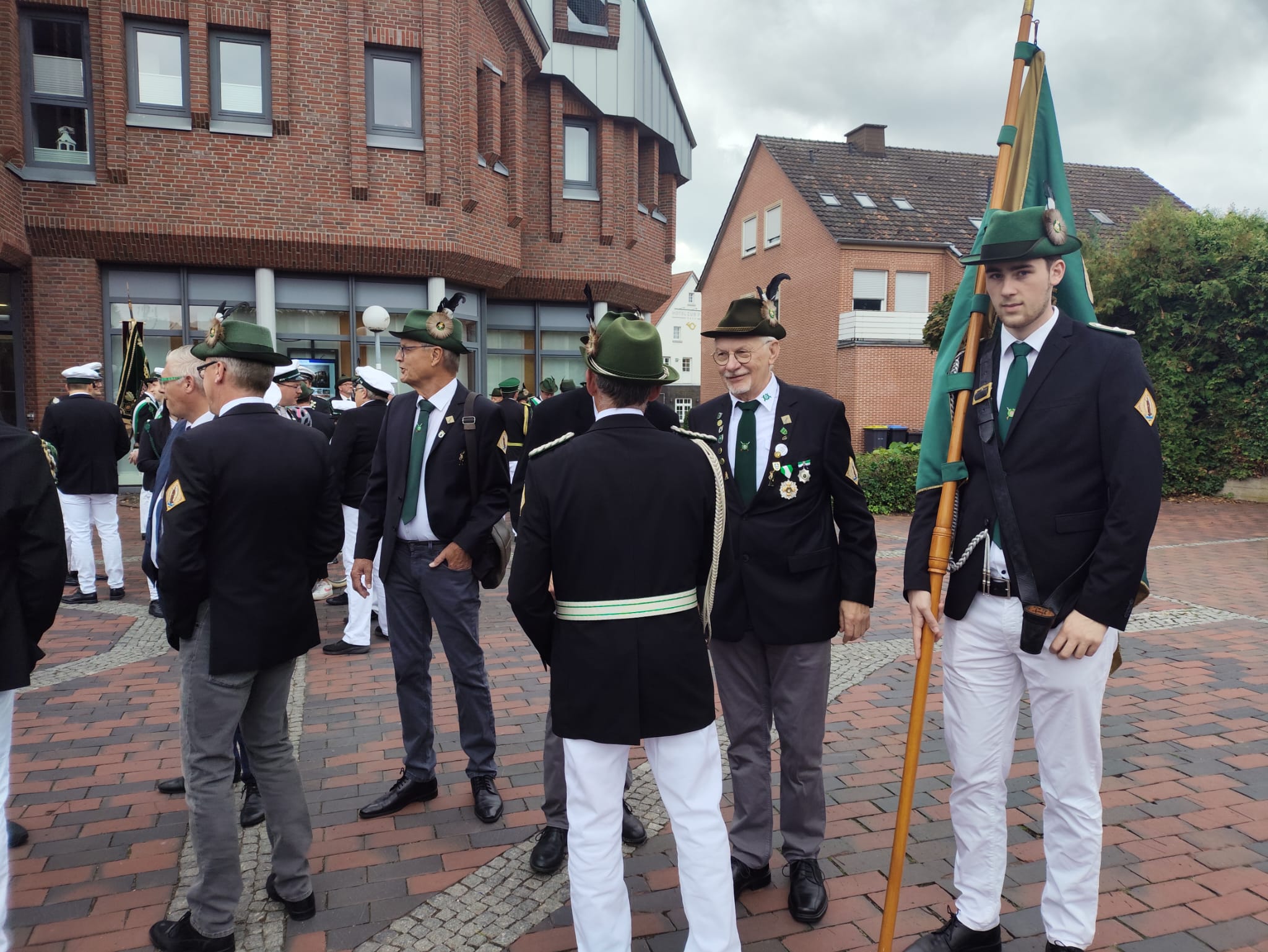 Kaiser-Schießen in Riesenbeck: Colin Dammermann erringt die Kaiserwürde